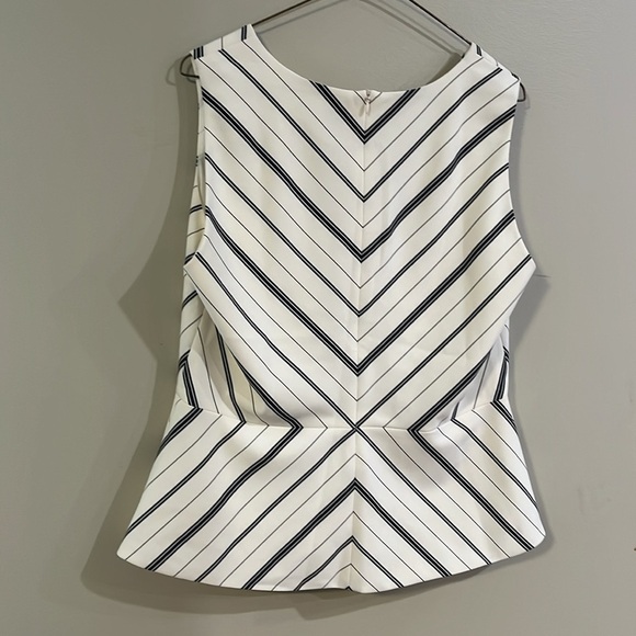 [XL]NWOT-Tristan  black strips pattern white camisole - Picture 3 of 4